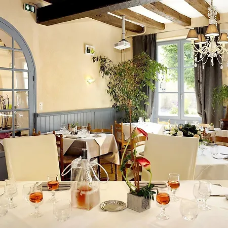 Le Savoie Villars فندق 3*