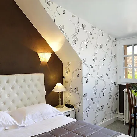 Le Savoie Villars 3* لاروش بوزيه